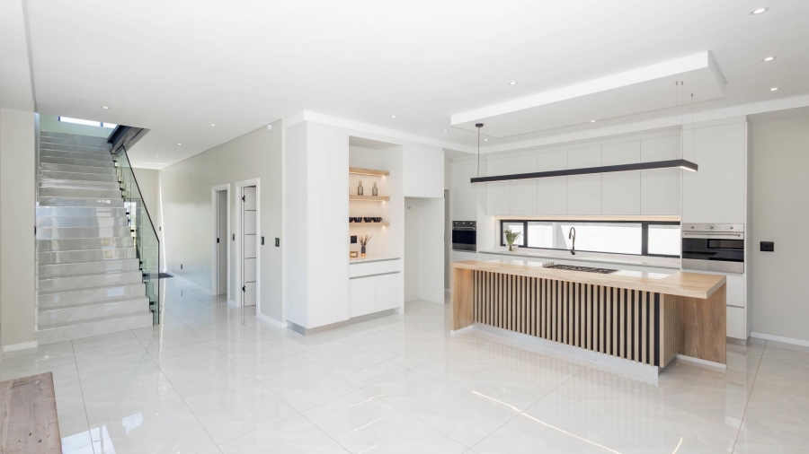 3 Bedroom Property for Sale in Sandown Western Cape